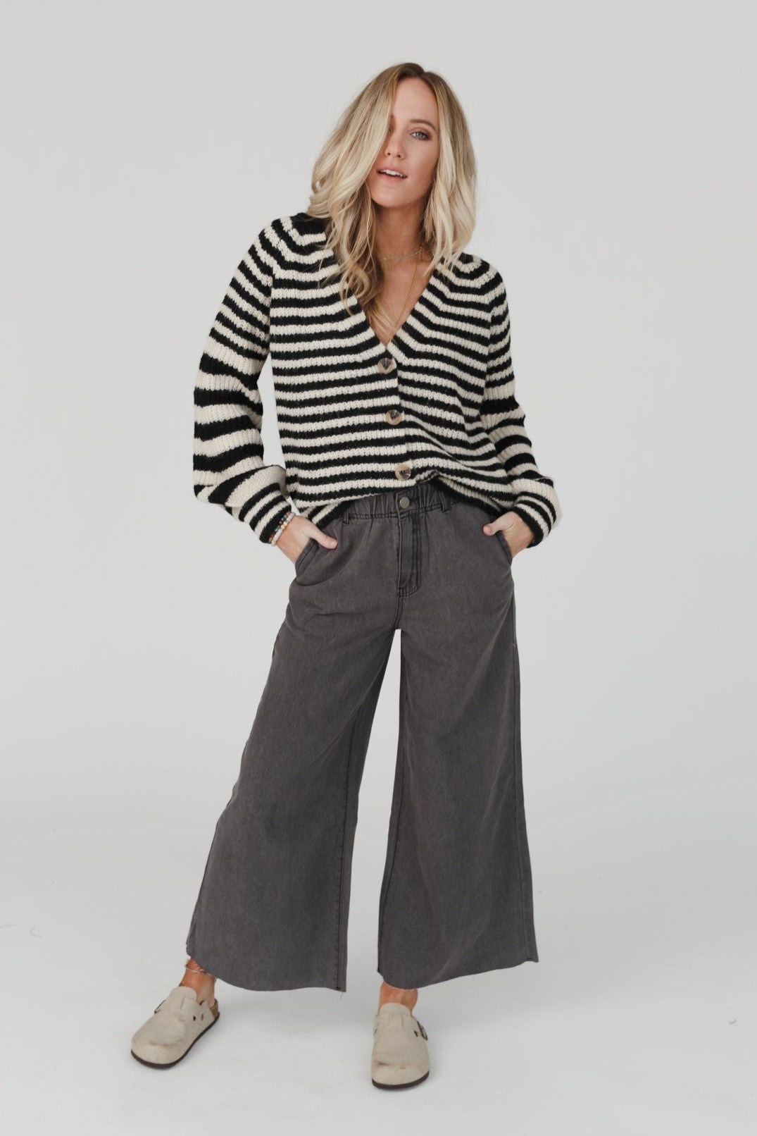 Simply You Wide Leg Jeans - Washed Black