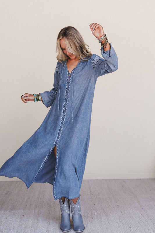 Bluegrass Button Embroidered Maxi Dress - Light Wash