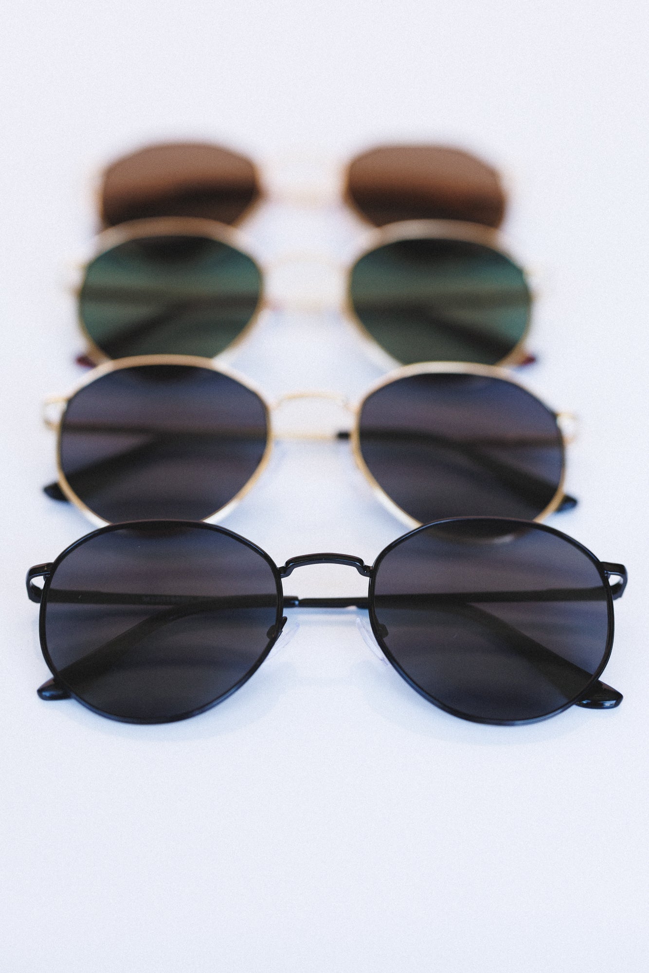 Check In Round Sunglasses - Black