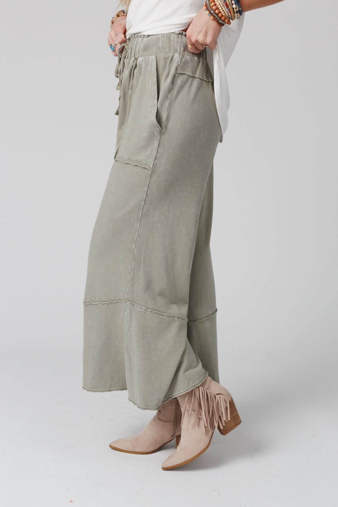 Feeling Good Wide Leg Pant - Faded Sage