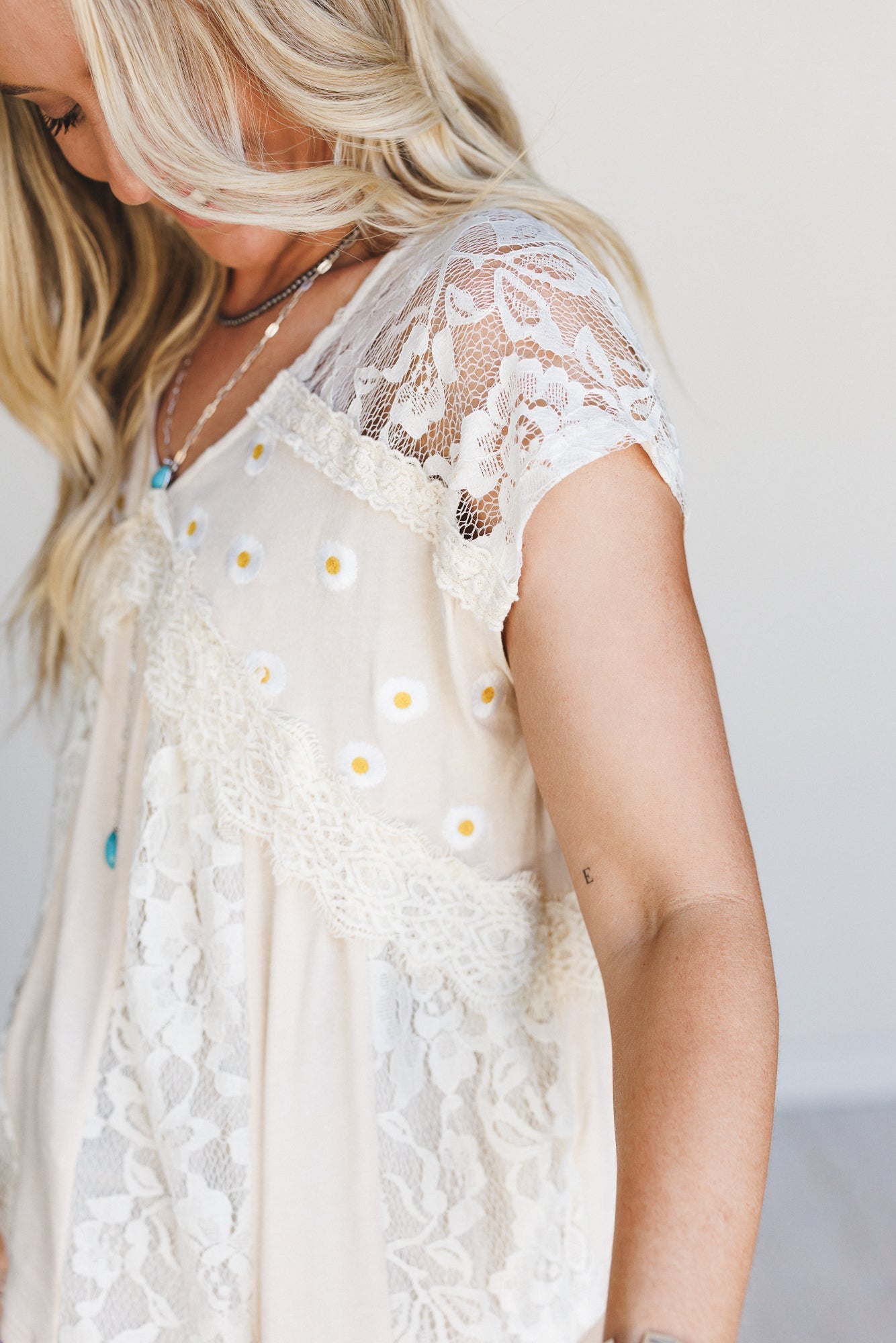 Romantic Trails Top - Cream