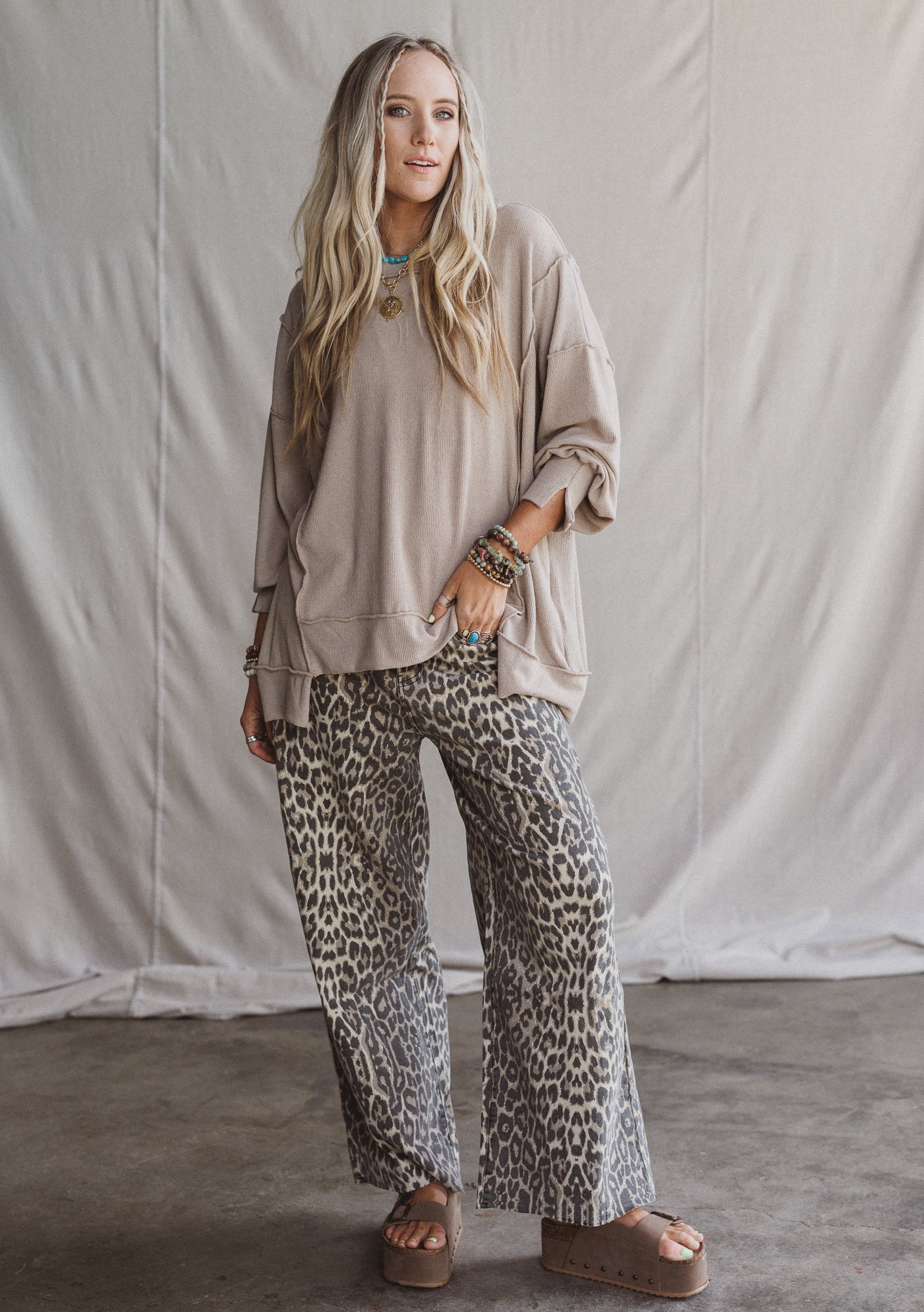 Roaming Leopard Print Pants - Brown