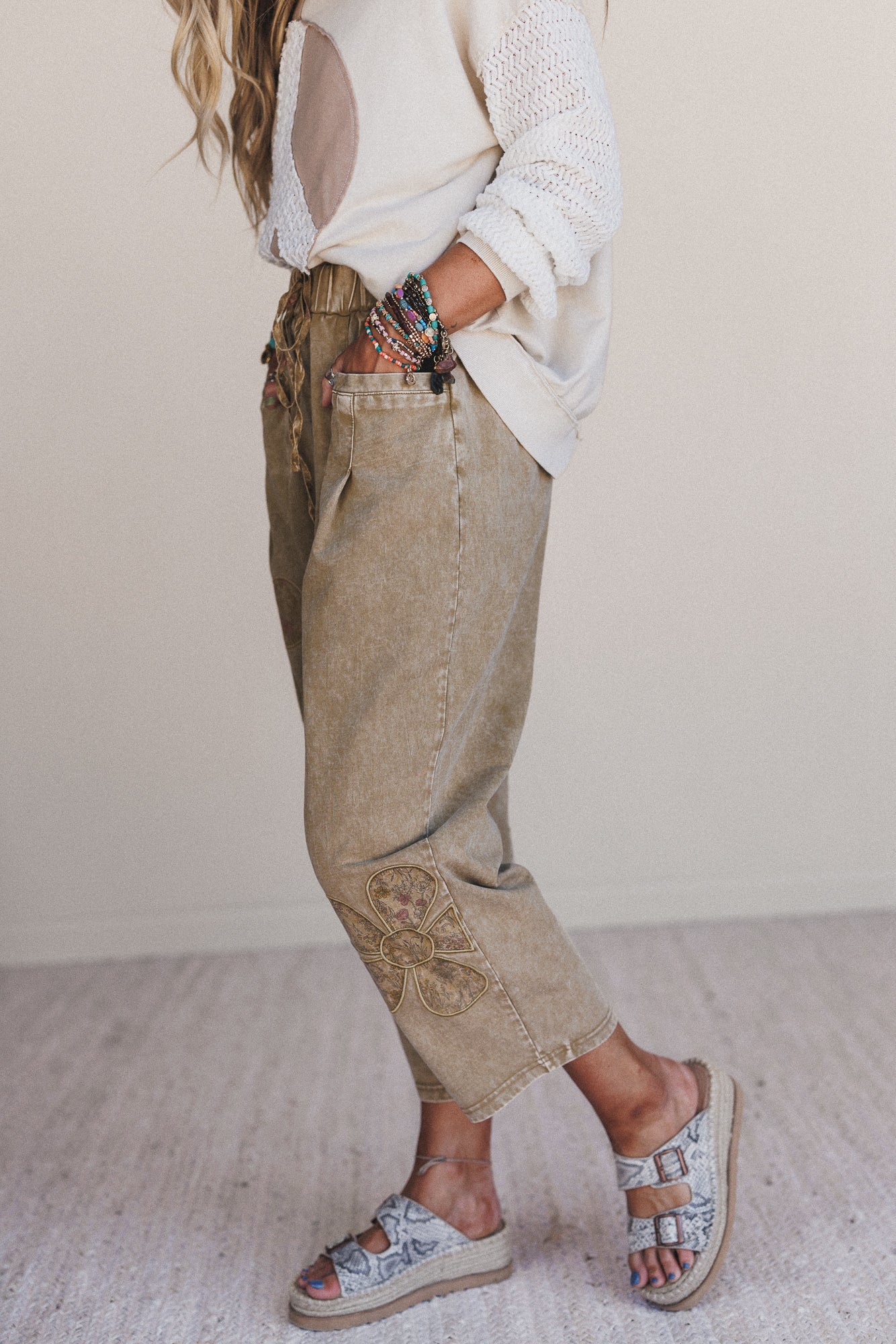 Flower Grove Barrel Pants - Olive