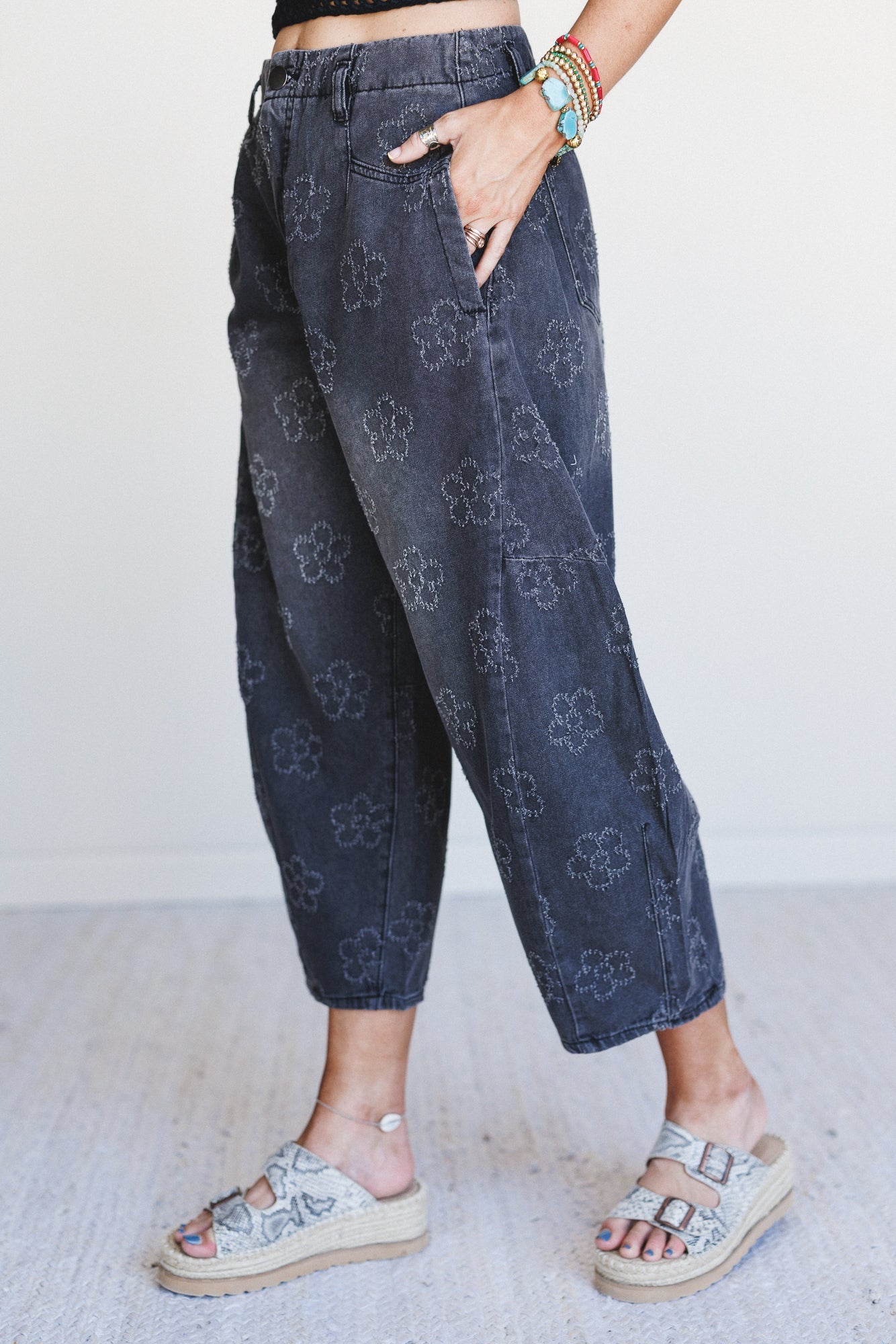 Blossom Trail Barrel Jeans - Black