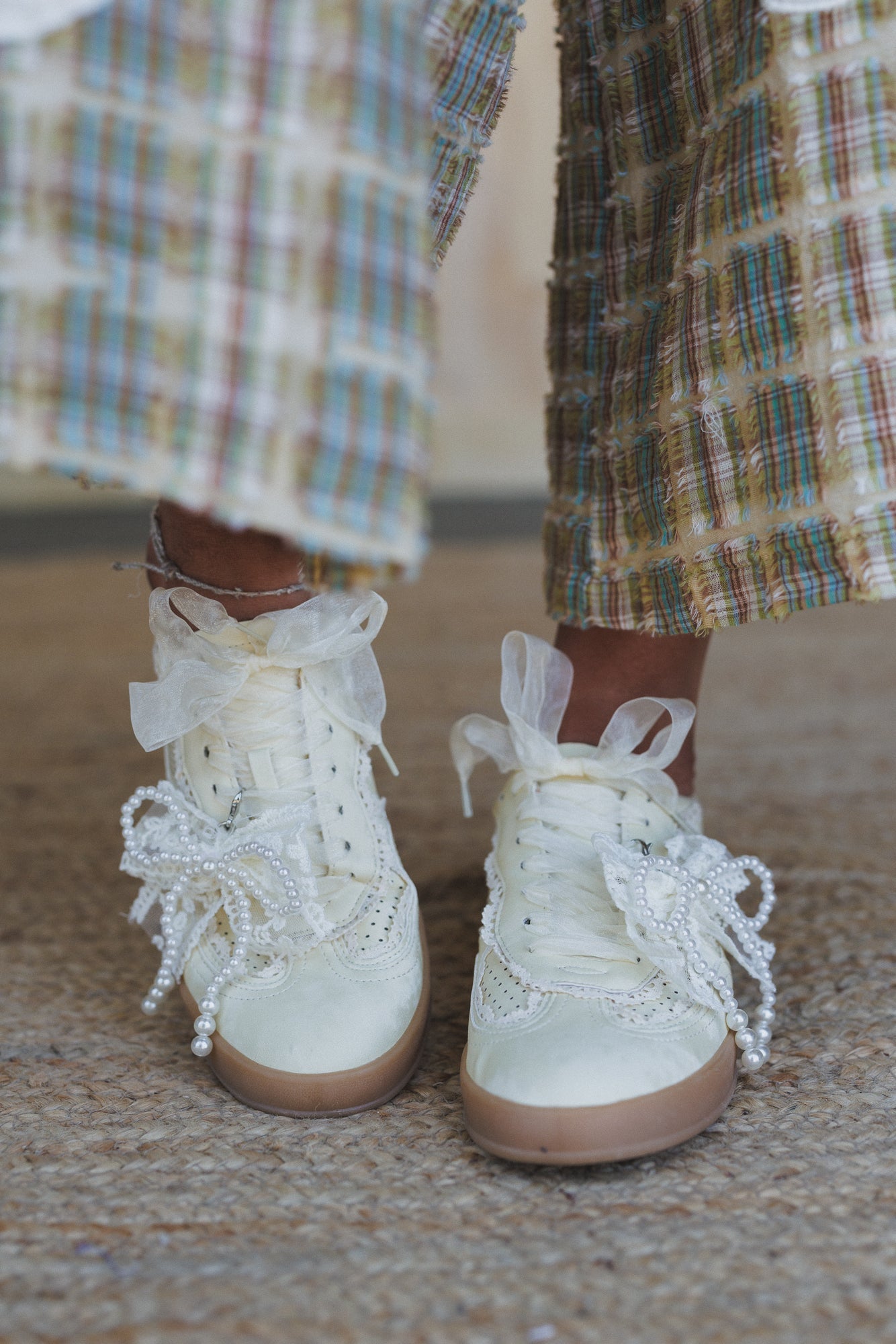 Make It Yours Bow Embroidered Sneakers - Yellow