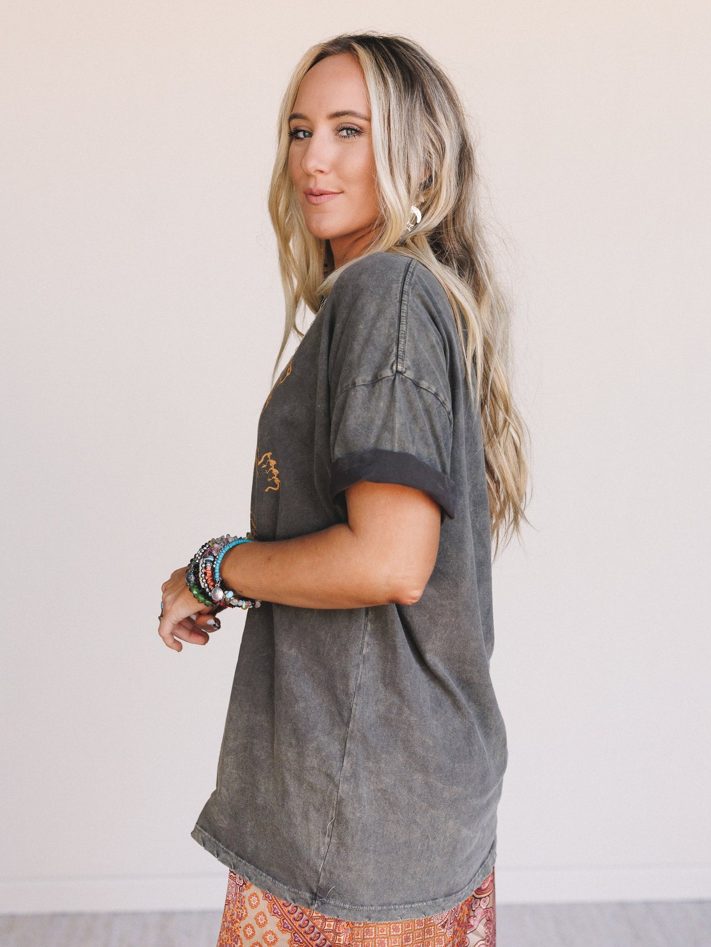 Wild Moves Tiger Graphic Tee - Charcoal