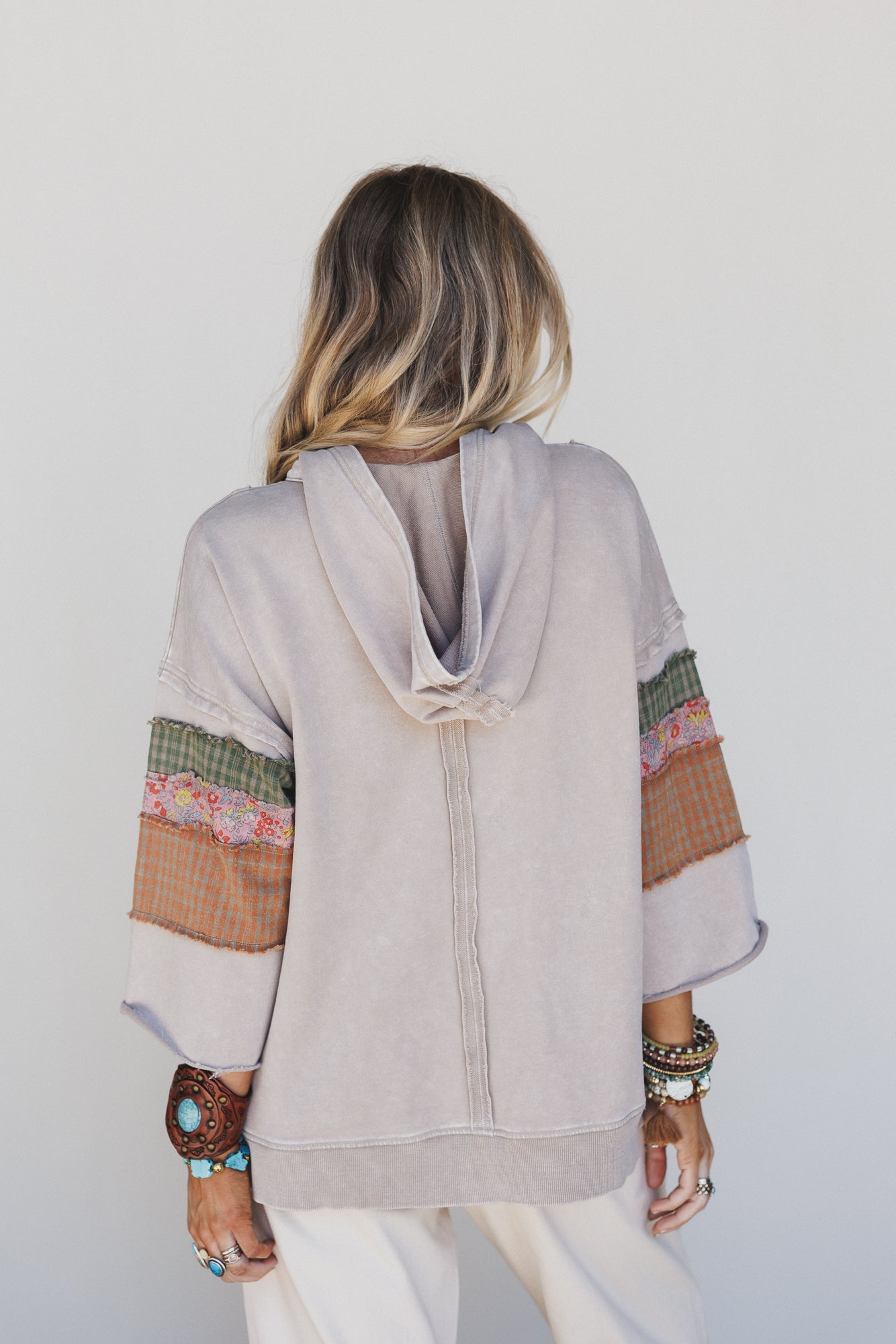 Wanderwest Hoodie Pullover - Taupe
