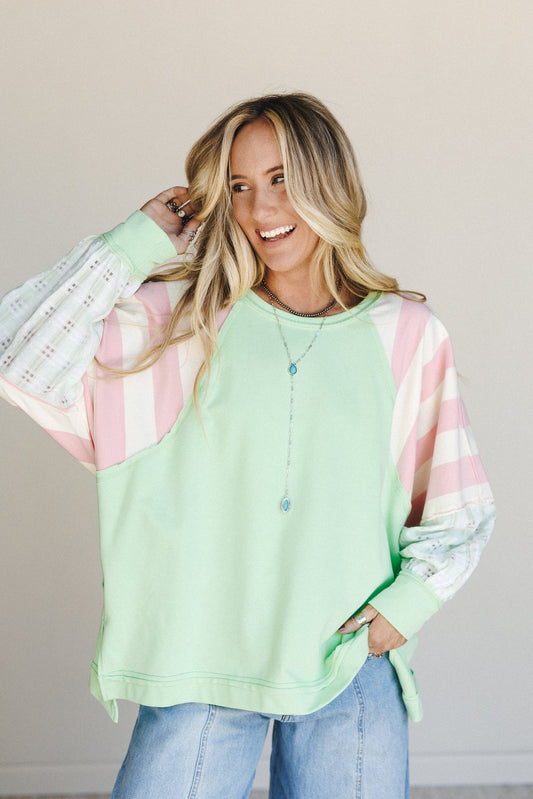 Bold Moves Contrast Top - Green