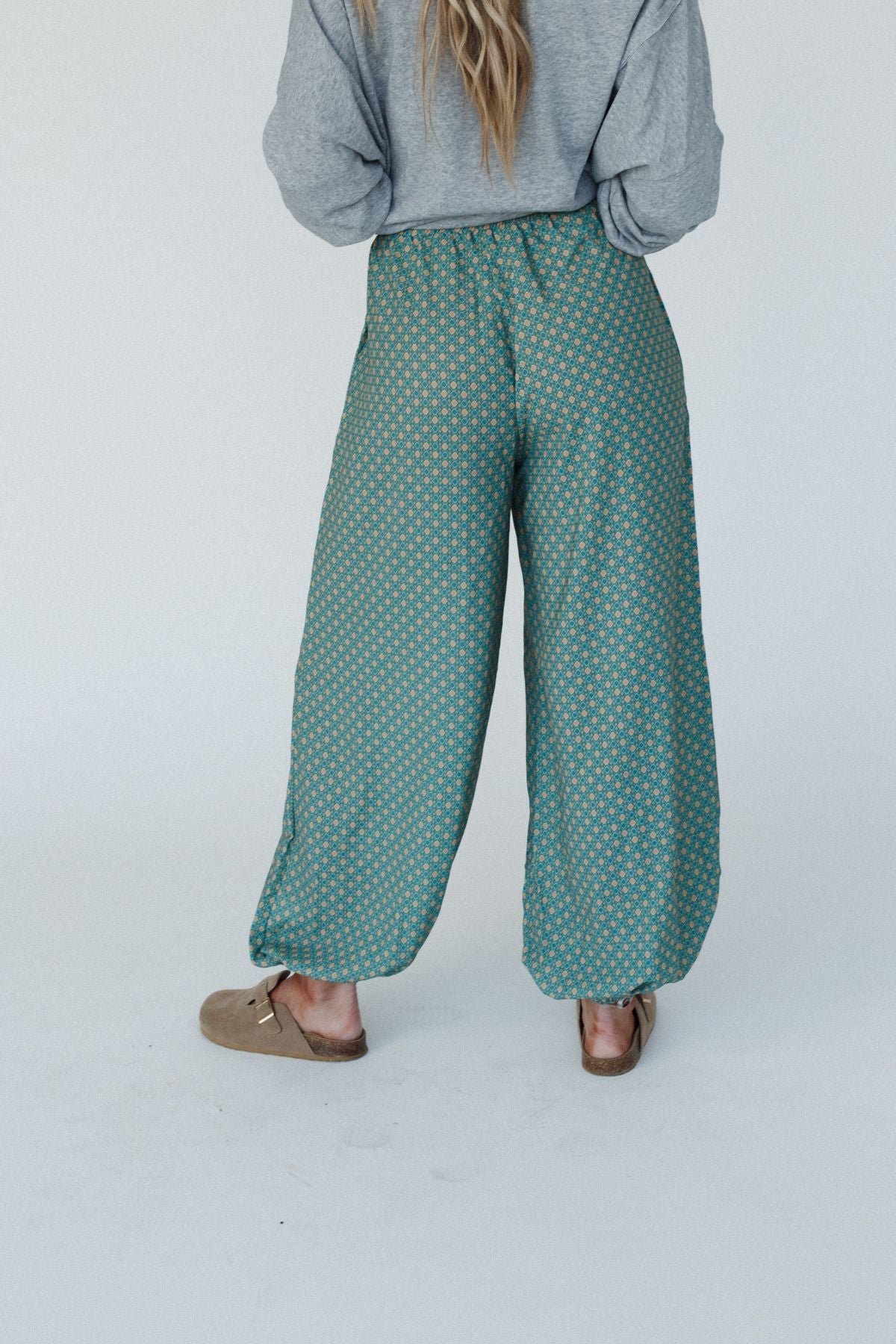 The Nest Mystic Mirage Printed Joggers - Teal