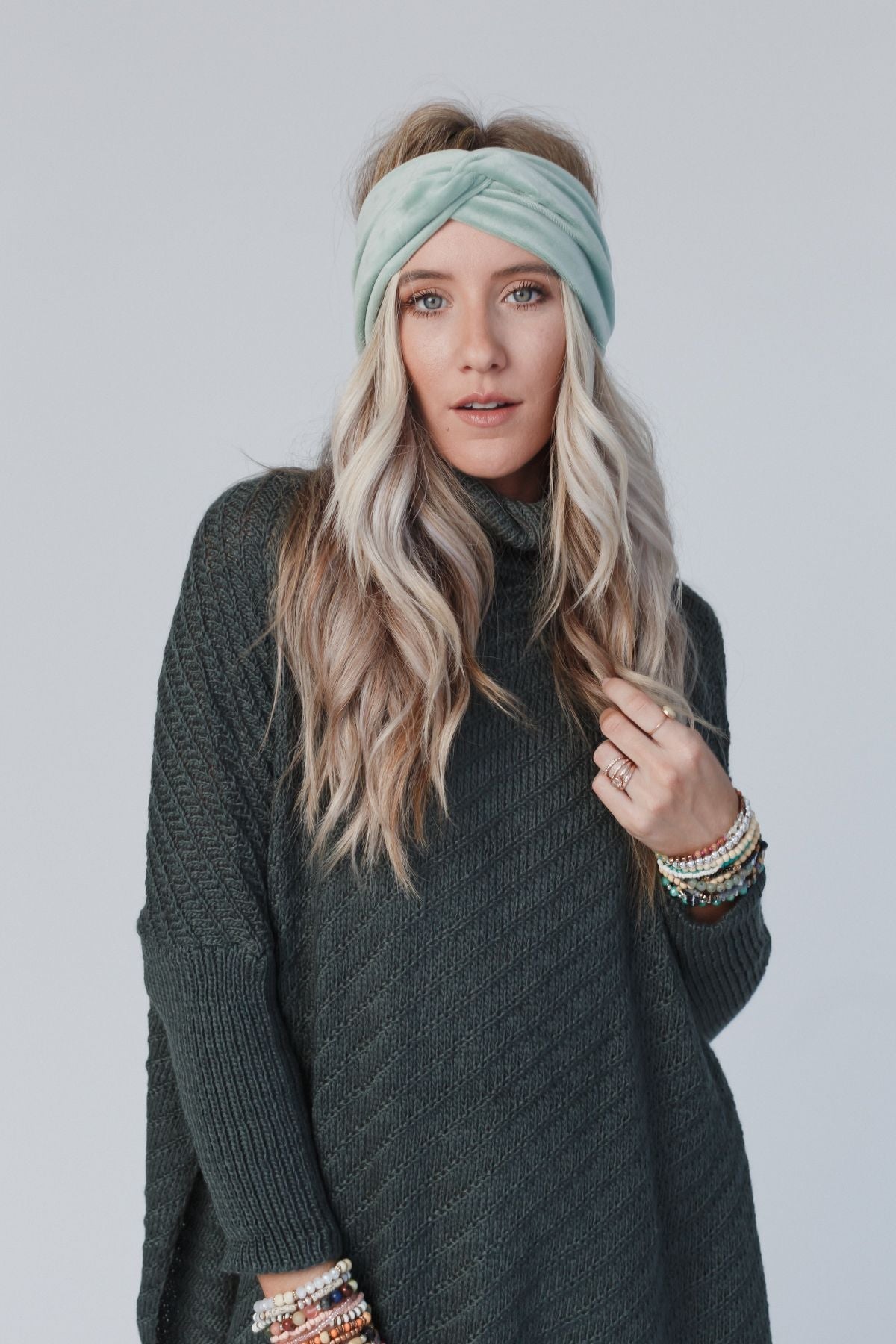 Everyday Velvet Headband - Sage