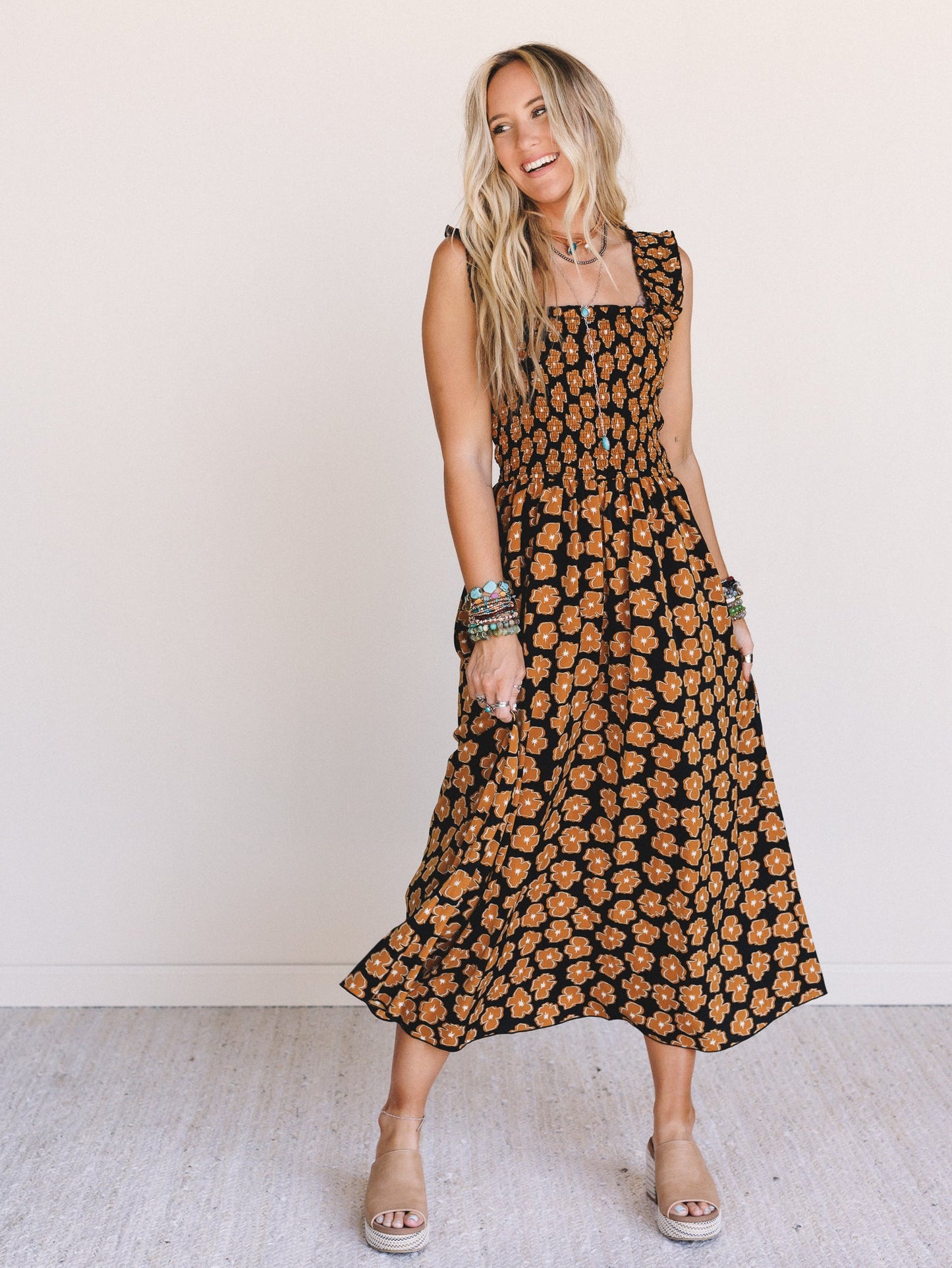 Flower Club Dress - Black