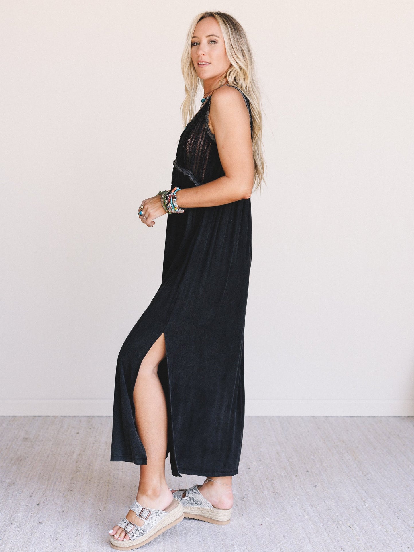 Soul Glow Maxi Dress - Black