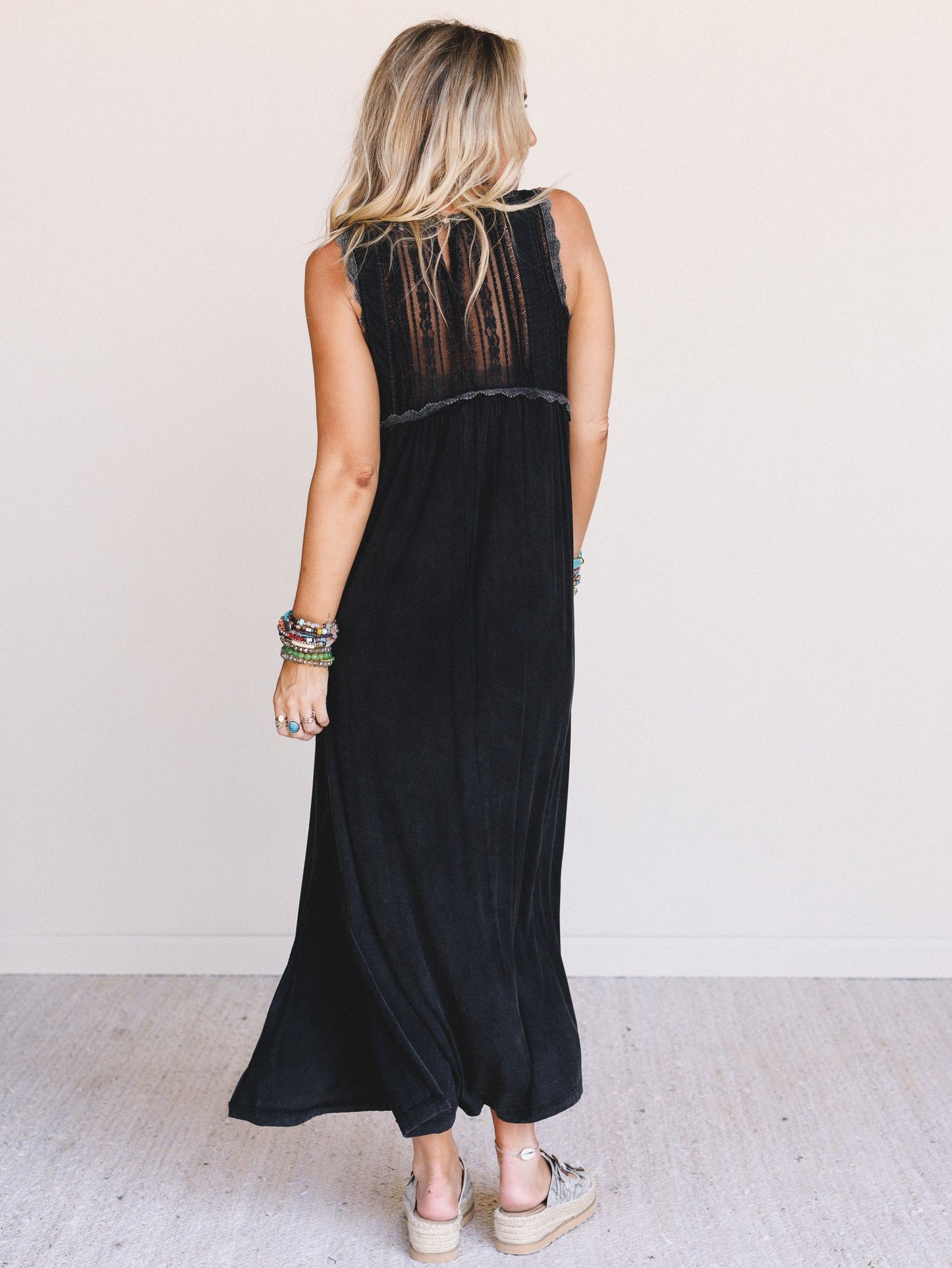 Soul Glow Maxi Dress - Black