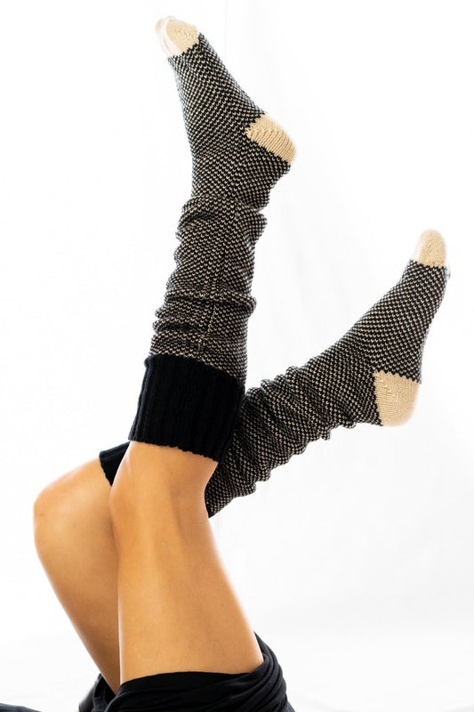 Cozy Cabin Lounge Socks - Black