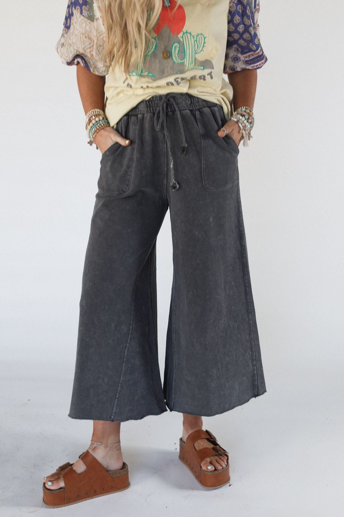 Relaxing Robin Wide Leg Pant - Black
