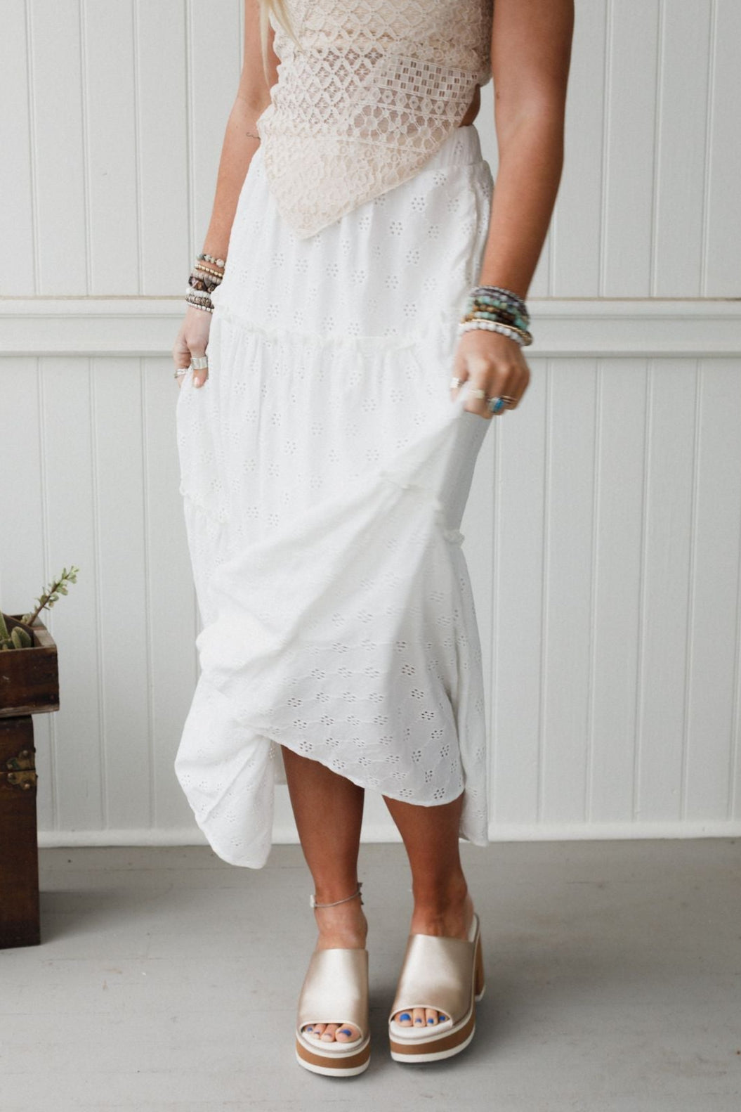 Sweet Briar Eyelet Skirt - White