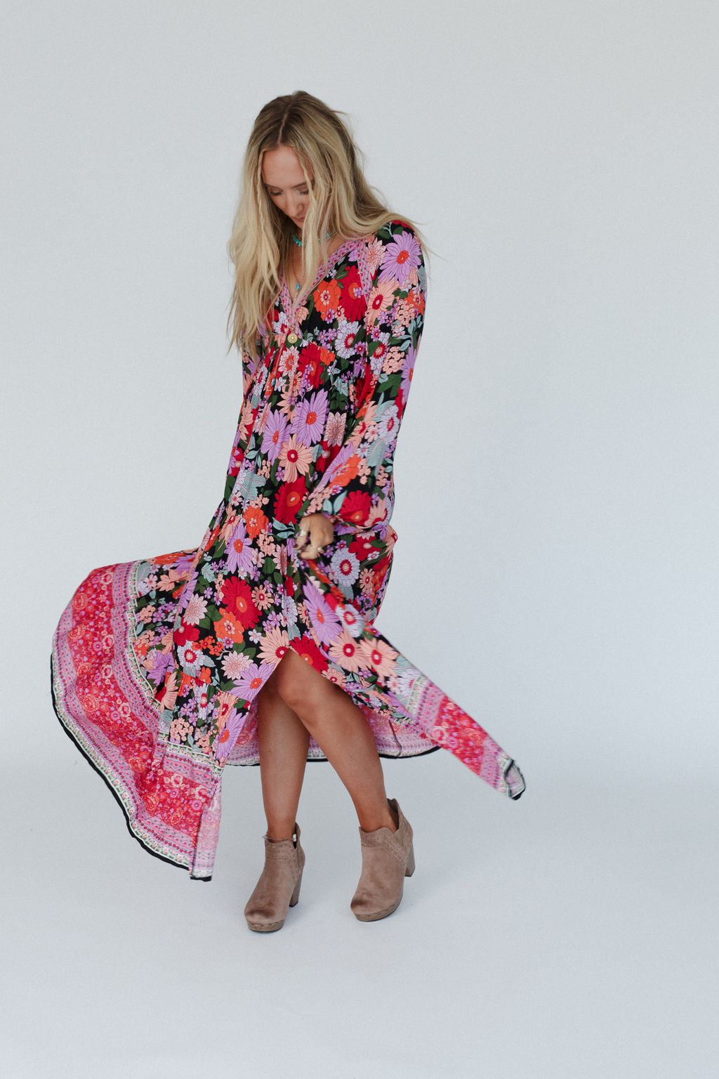 Meadow Edge Maxi Dress - Black Multi