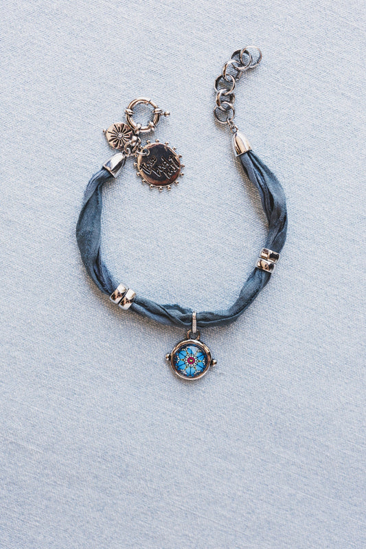 Charm Voyage Bracelet - Blue