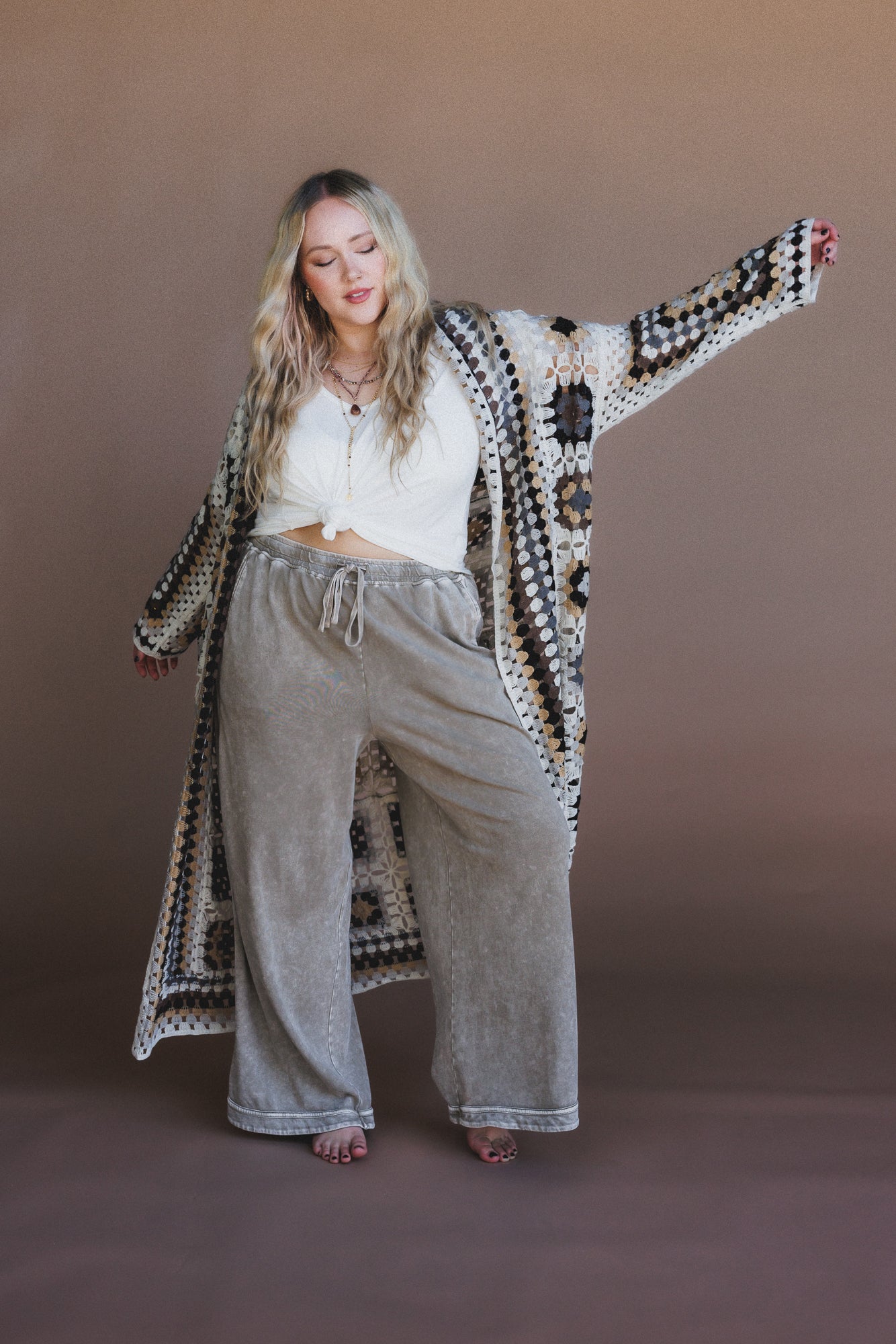 The Nest Soulful Wanderer Crochet Duster - Grey Multi