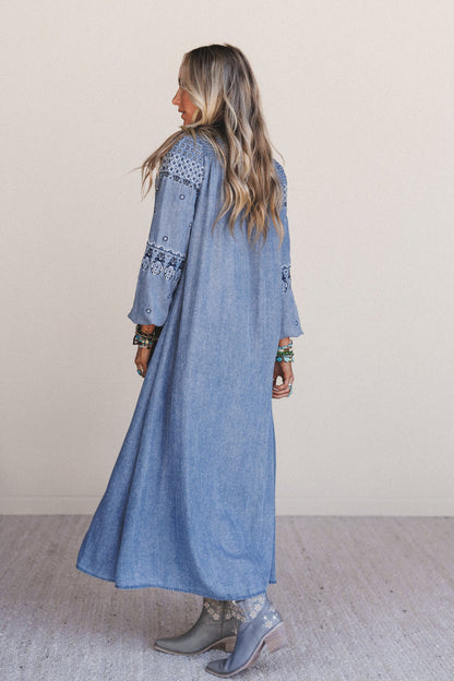 Bluegrass Button Embroidered Maxi Dress - Light Wash