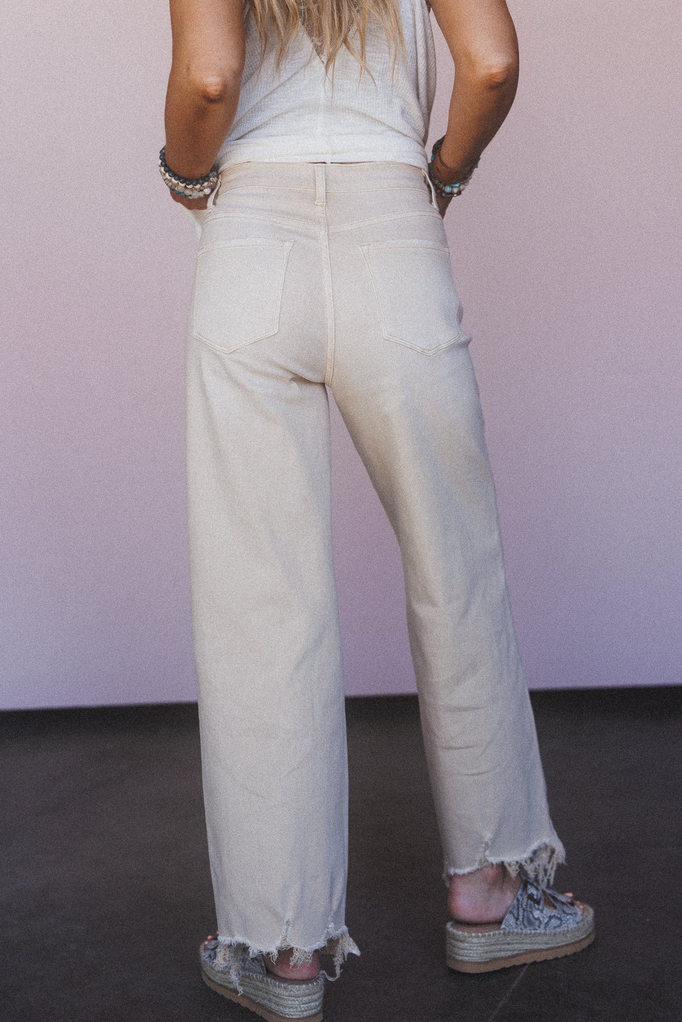 Aero Distressed Jeans - Beige