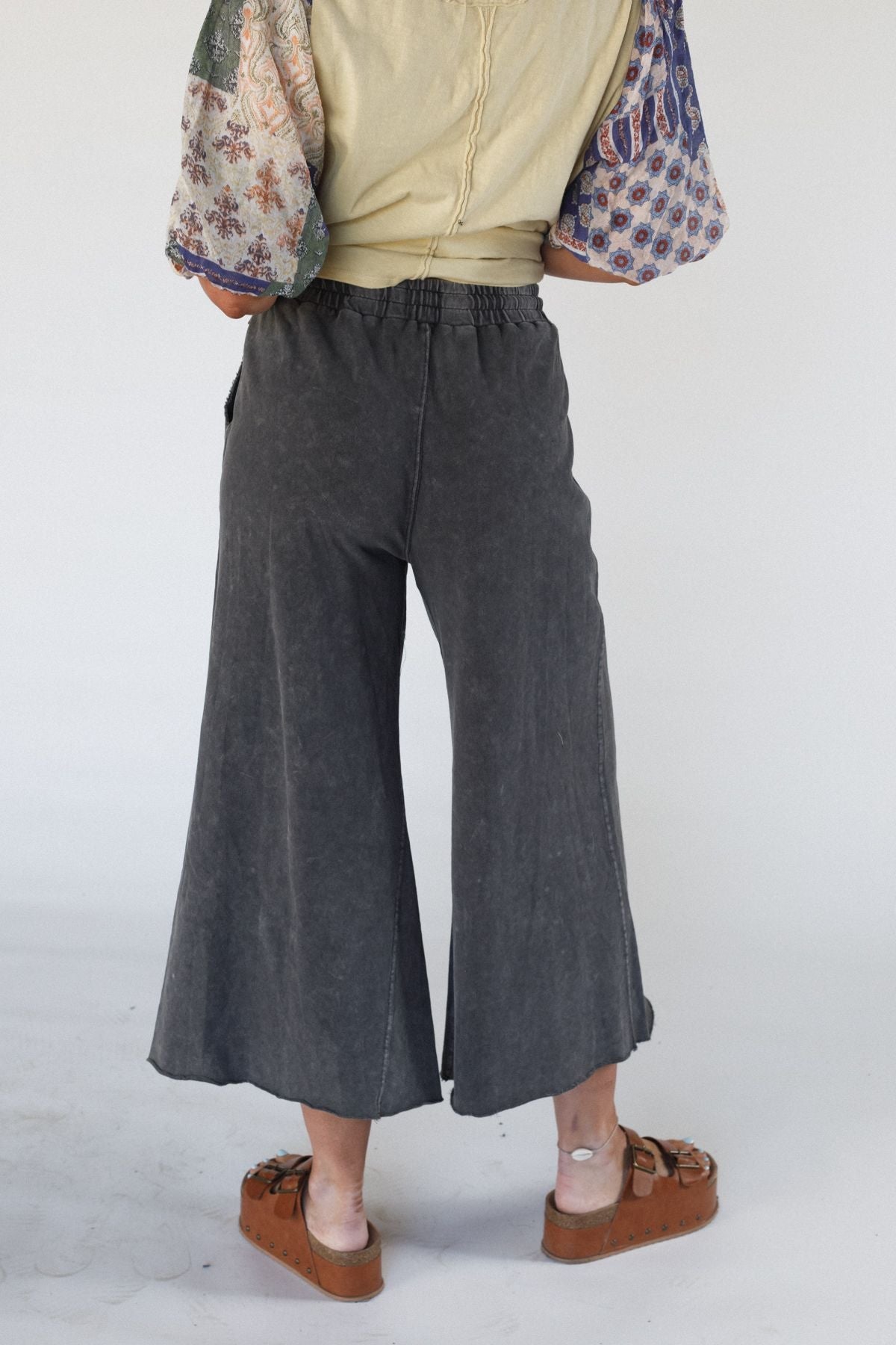 Relaxing Robin Wide Leg Pant - Black