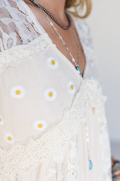 Romantic Trails Top - Cream