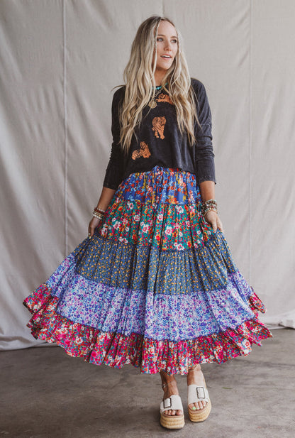 Tigers In Motion Graphic Top - Charcoal