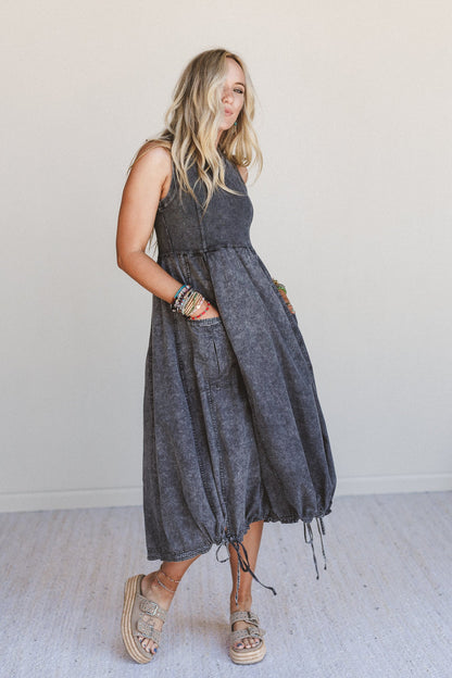 Jungle Beat Cargo Maxi Dress - Black
