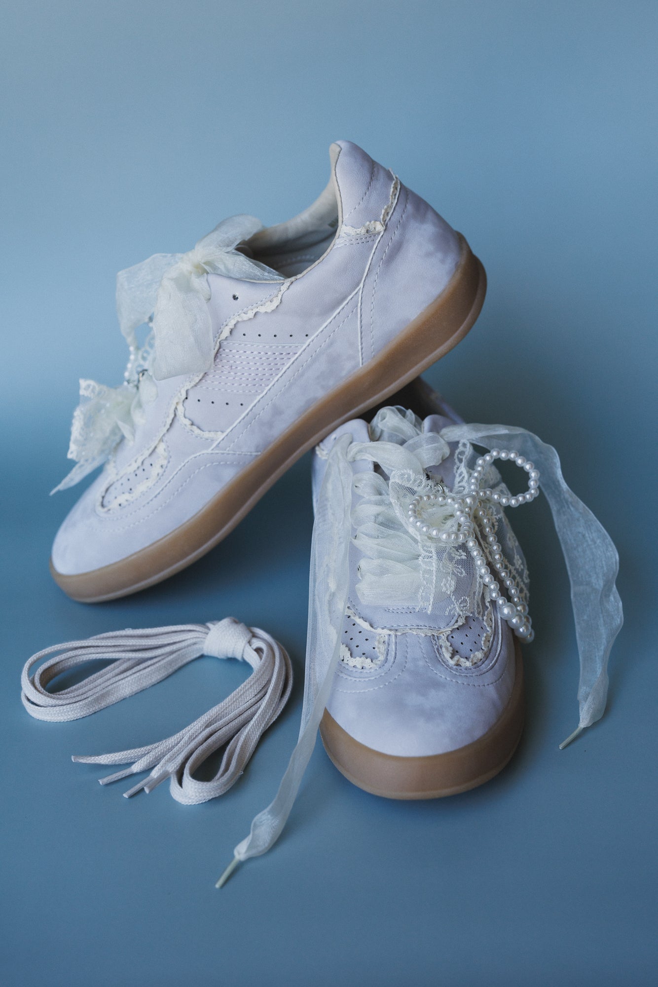 Make It Yours Bow Embroidered Sneakers - Purple