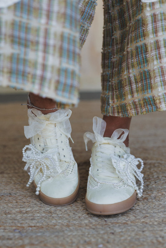 Make It Yours Bow Embroidered Sneakers - Yellow