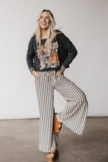 On The Prowl Long Sleeve Top - Charcoal