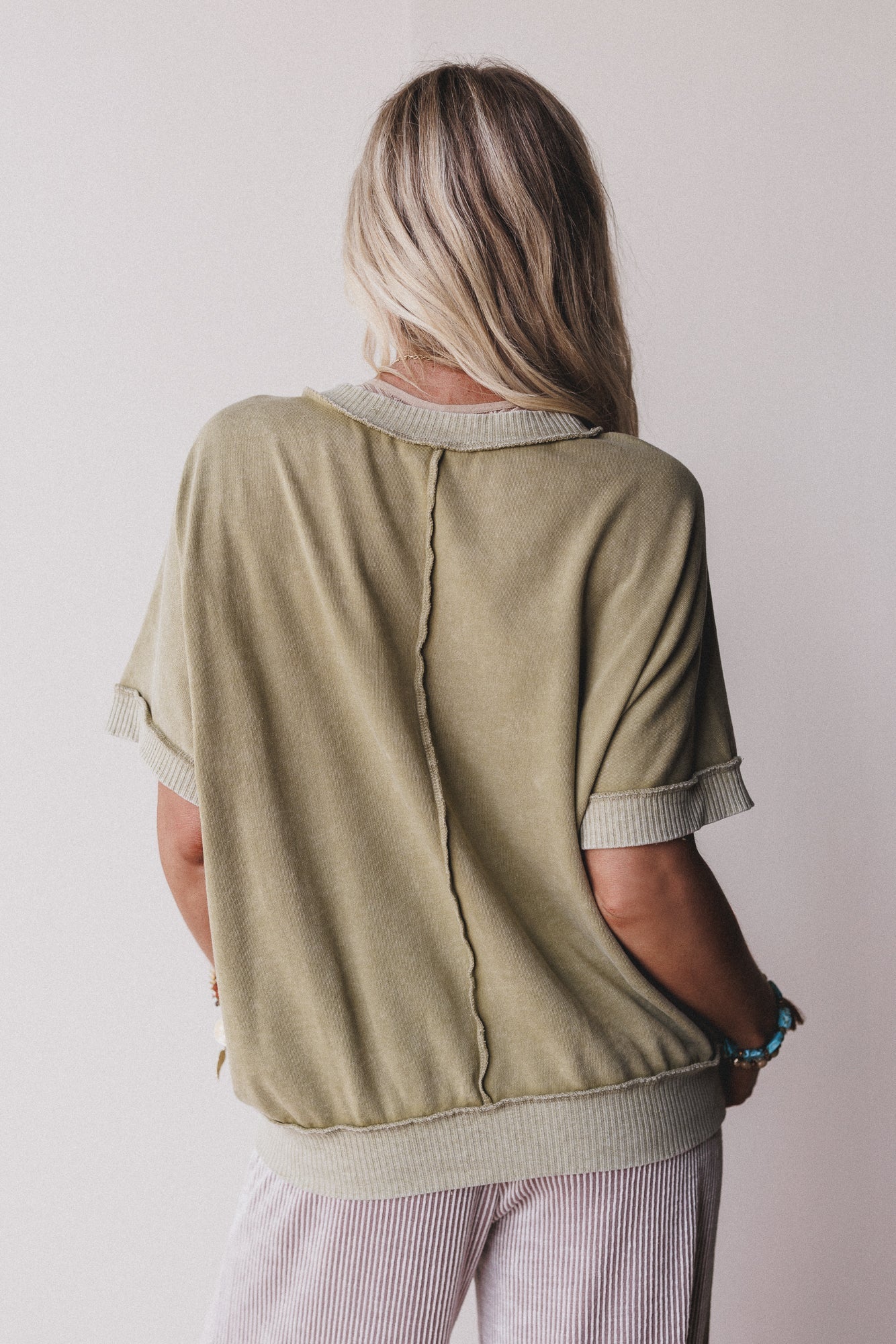 Citrus Skies Pullover Top - Olive