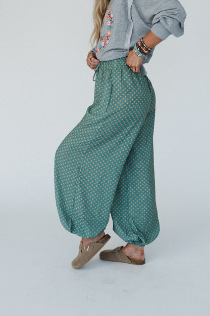The Nest Mystic Mirage Printed Joggers - Teal