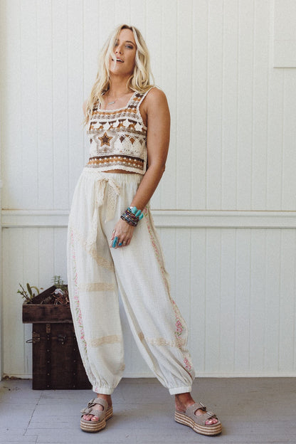 Floral Drift Embroidered Pants - Natural