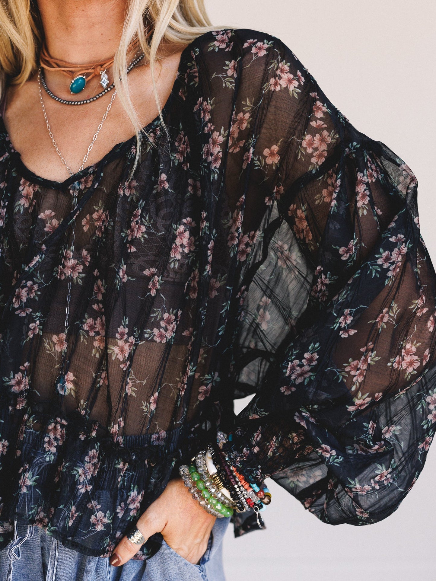 Petal Path Top - Black