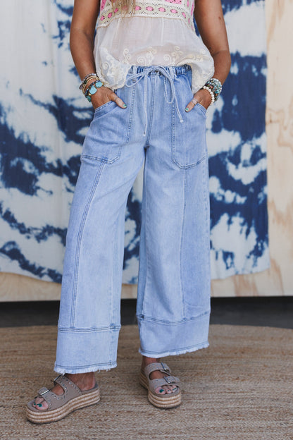 Hanging High Denim Pants - Light Wash