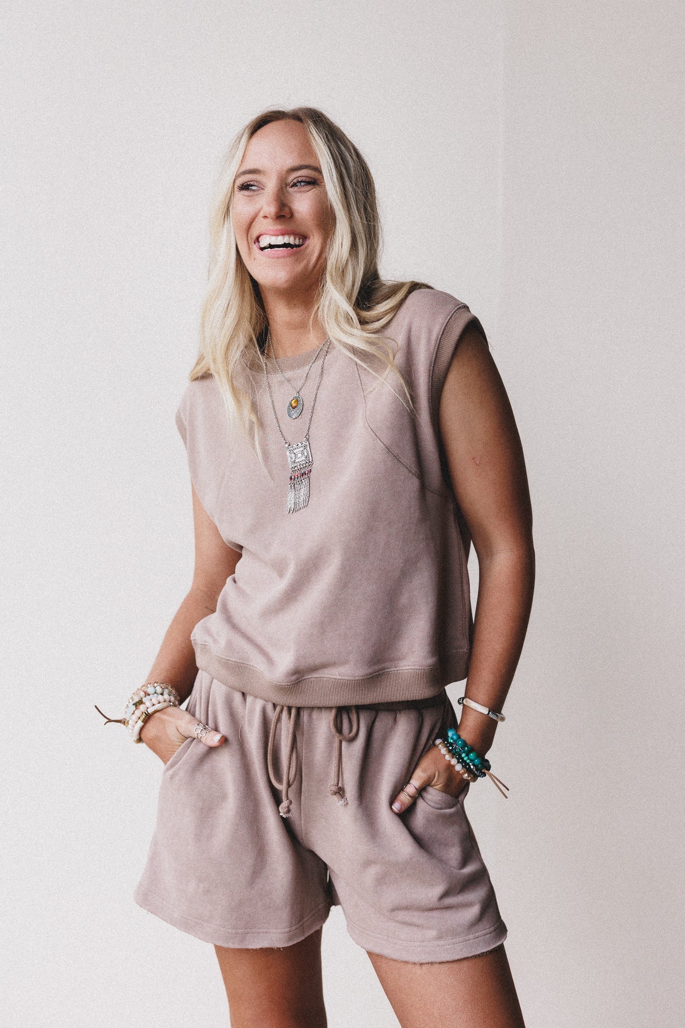 Just Enough Set - Mocha