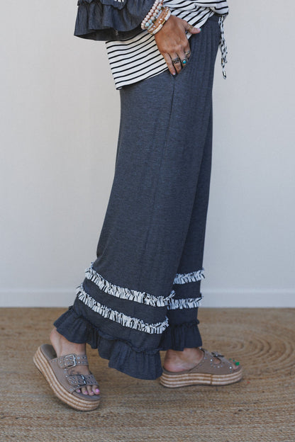 The Nest Time To Be Set - Off White Charcoal