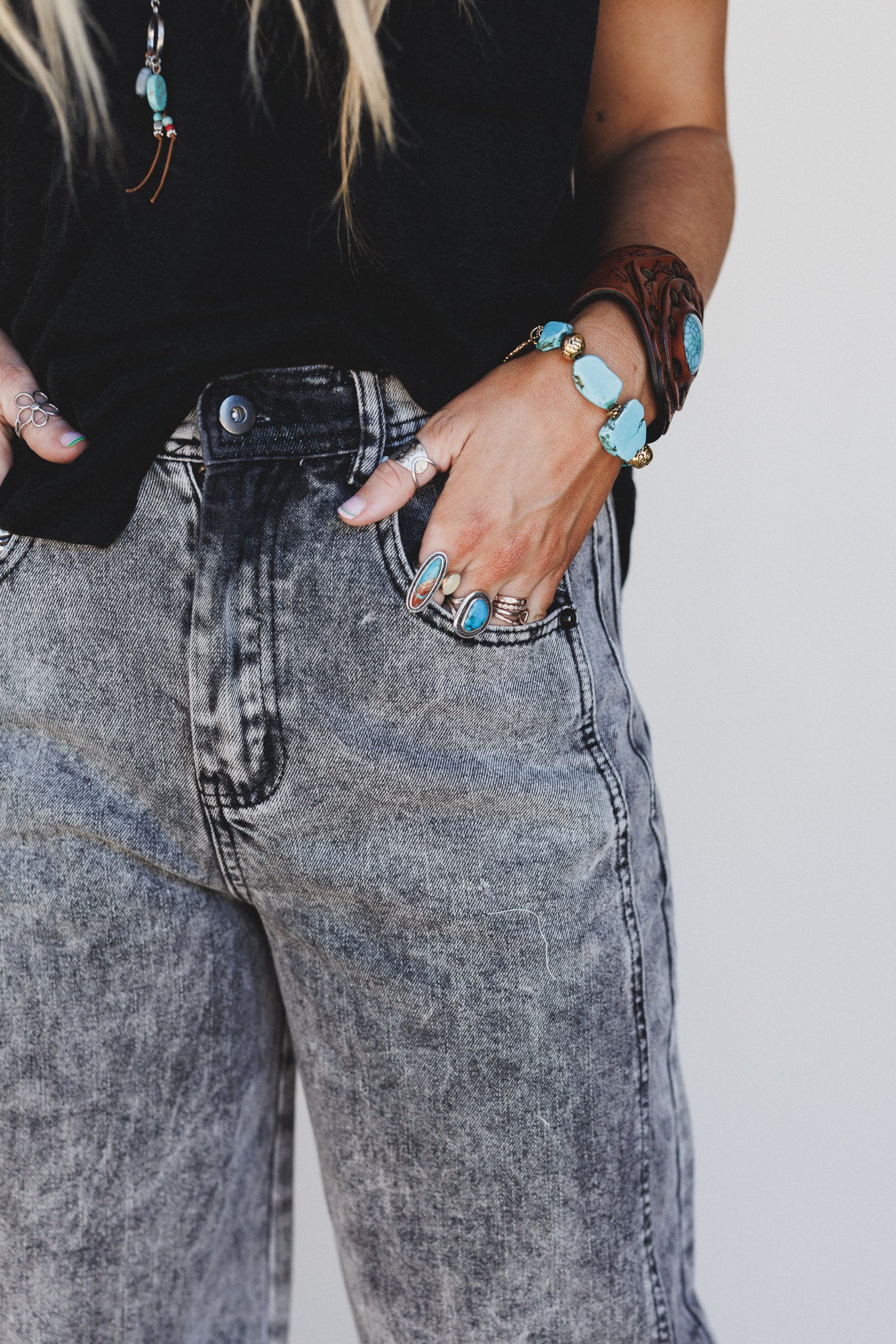 Lucky Break Barrel Jeans - Grey