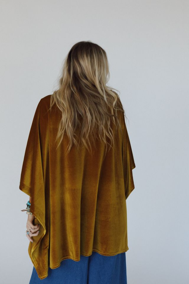 The Nest Savoy Velvet Kimono - Marigold