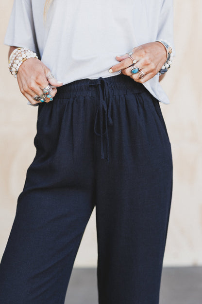 True Form Wide Leg Pants - Black