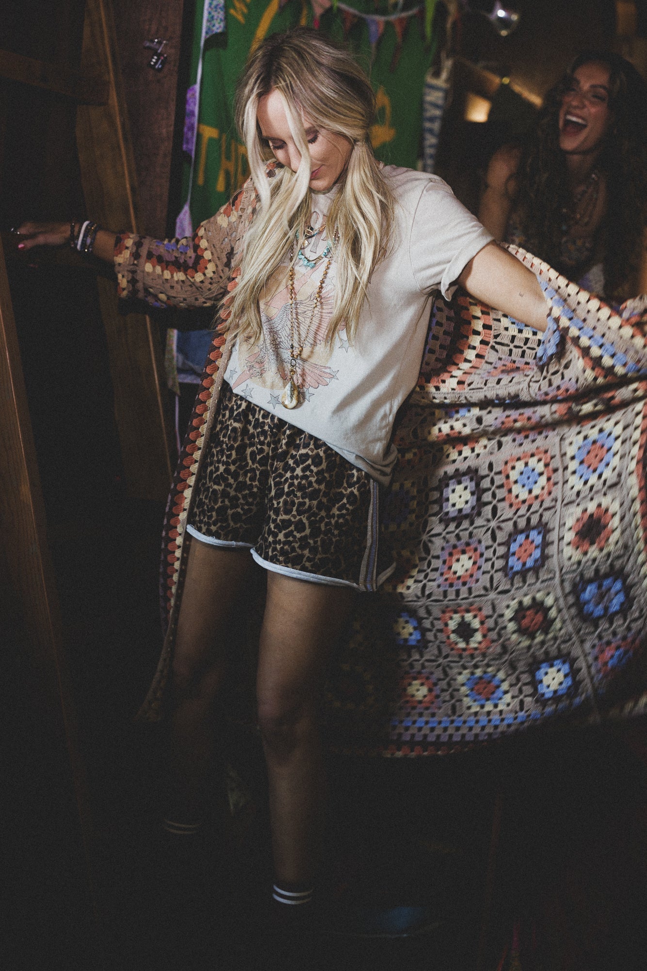 The Nest Freedom Spark Graphic Tee - Tan