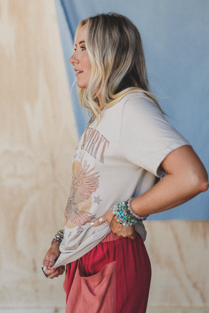 The Nest Freedom Spark Graphic Tee - Tan