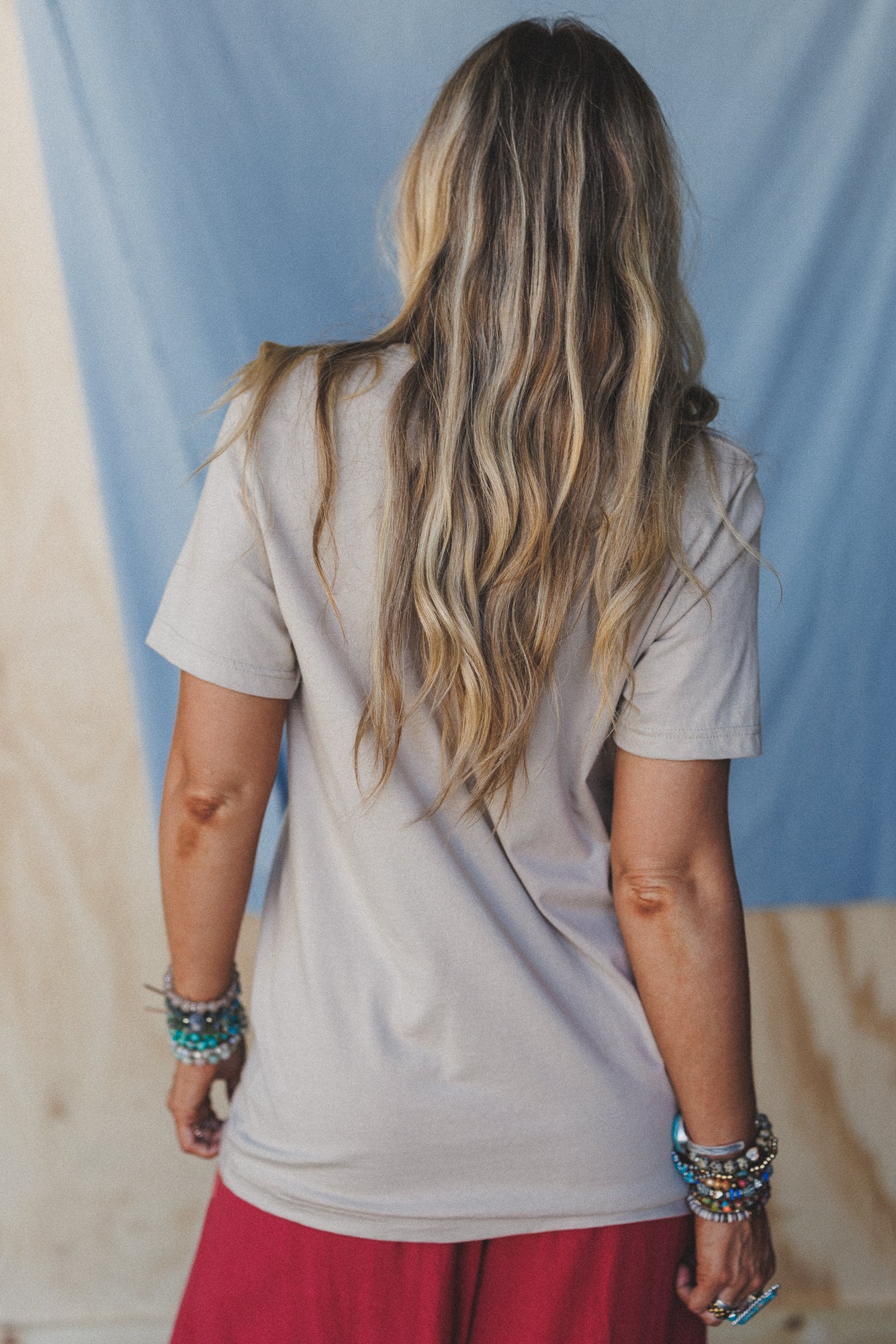 The Nest Freedom Spark Graphic Tee - Tan