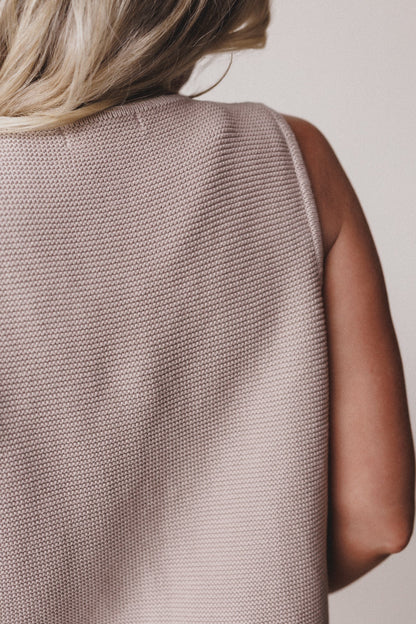 Bare Drift Sweater Vest - Mocha