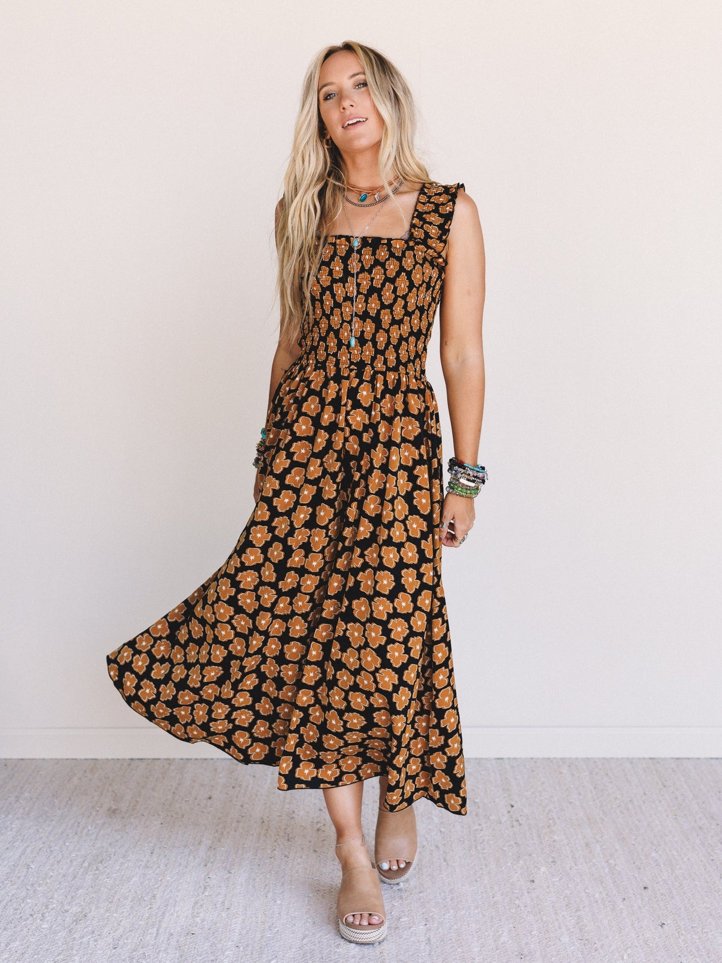 Flower Club Dress - Black