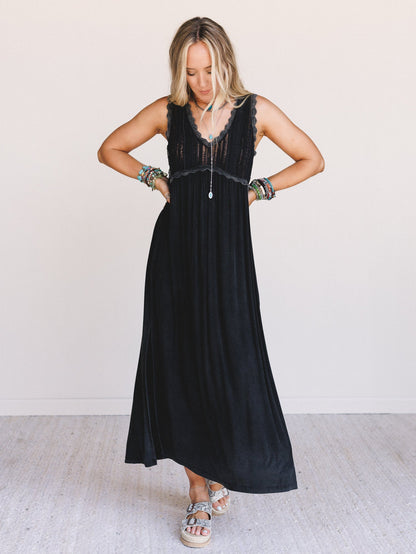 Soul Glow Maxi Dress - Black