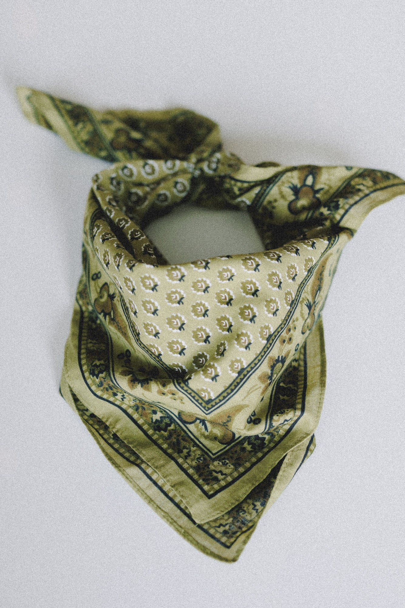 Sole Drift Scarf - Olive