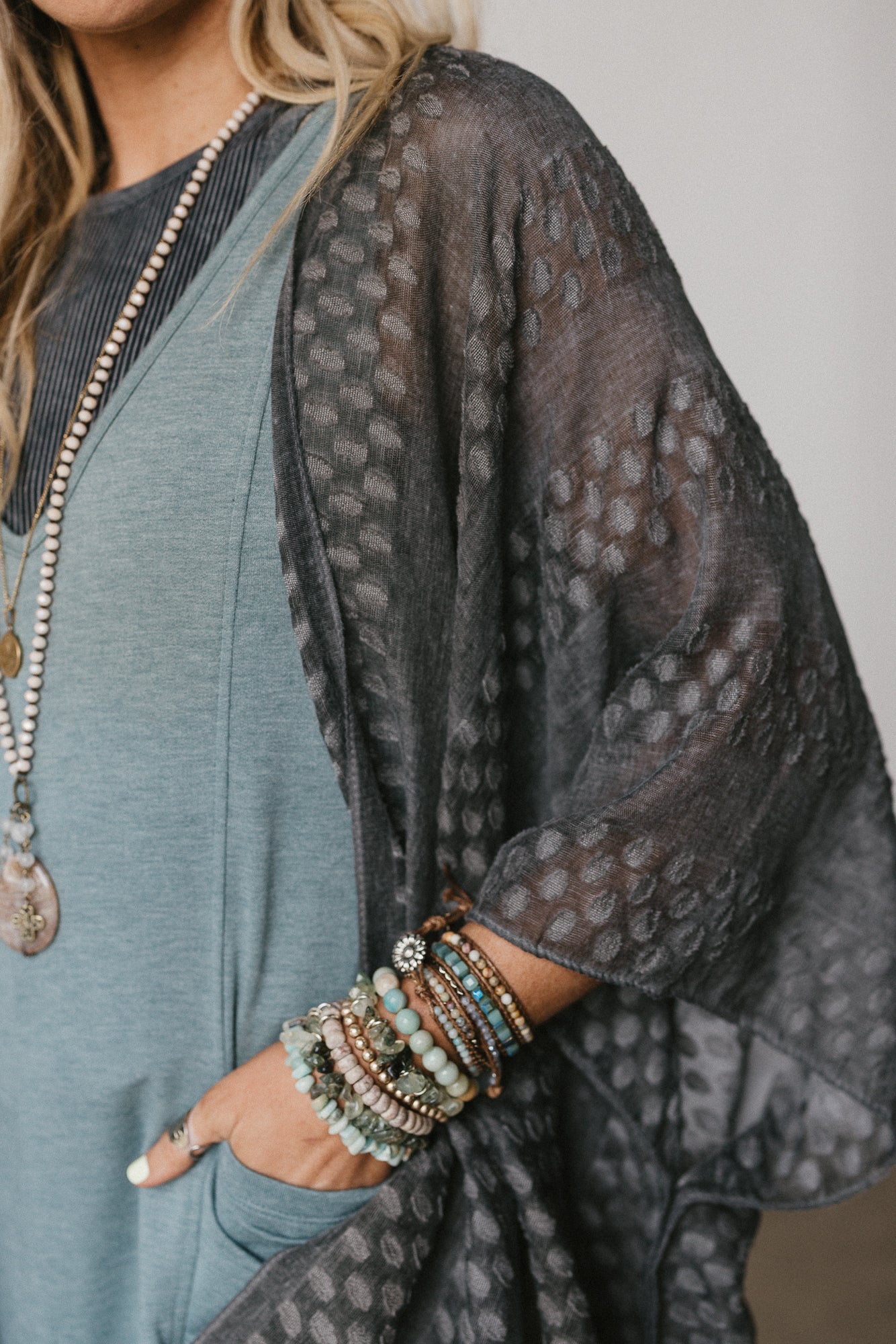 Boheme Breeze Kimono - Black